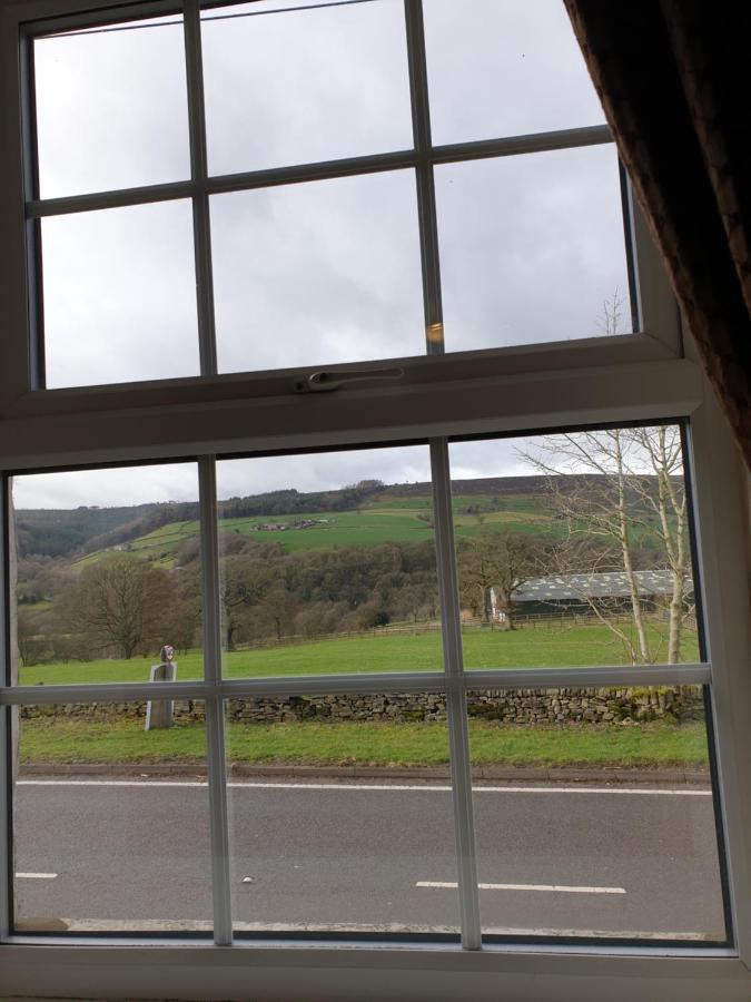 The Shady Oak Country Inn Taxal エクステリア 写真